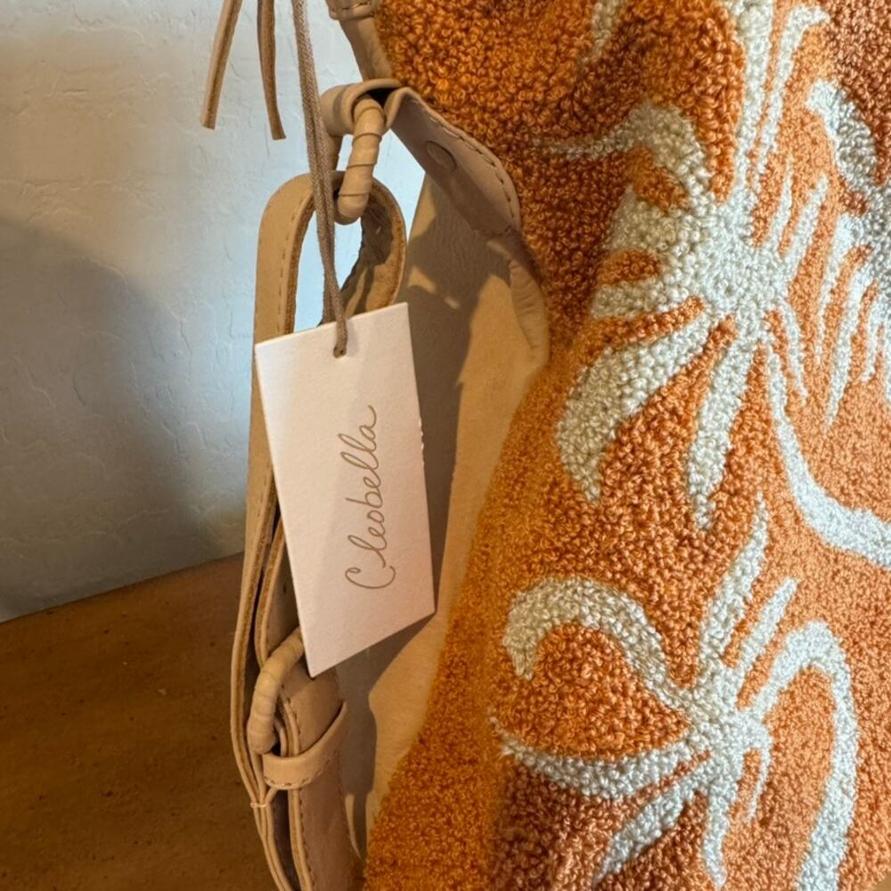 CLEOBELLA Breezy Palms Weekender Bag Moccasin NWT Sold Out - Picture 3 of 16